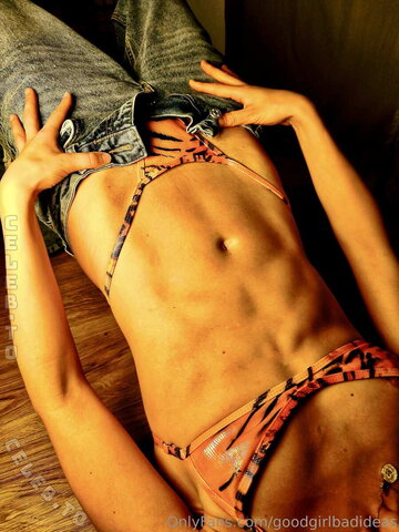 Sportysailgirl nude photo 11