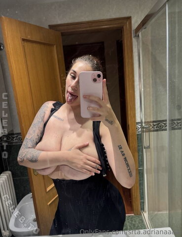 srta.adrianaaaa Sexy (2 photos)