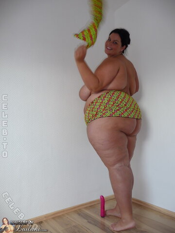 SSBBW Lailani nude photo 26