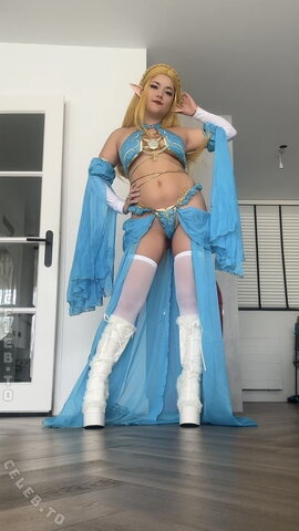 sspoekie nude photo 53