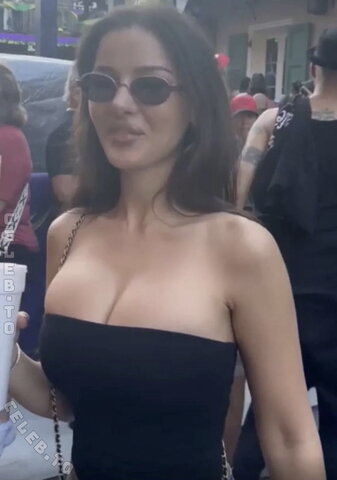 SSSniperwolf nude photo 1