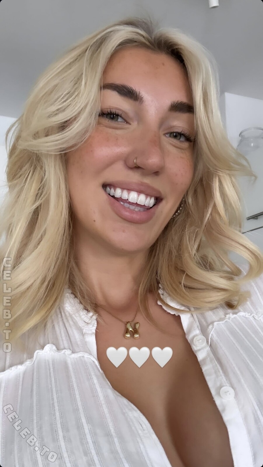 Starletnova nude photo 1