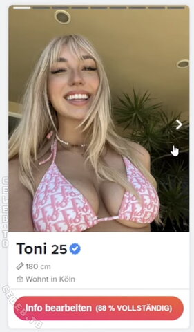 Starletnova – Novas former Tinder profile