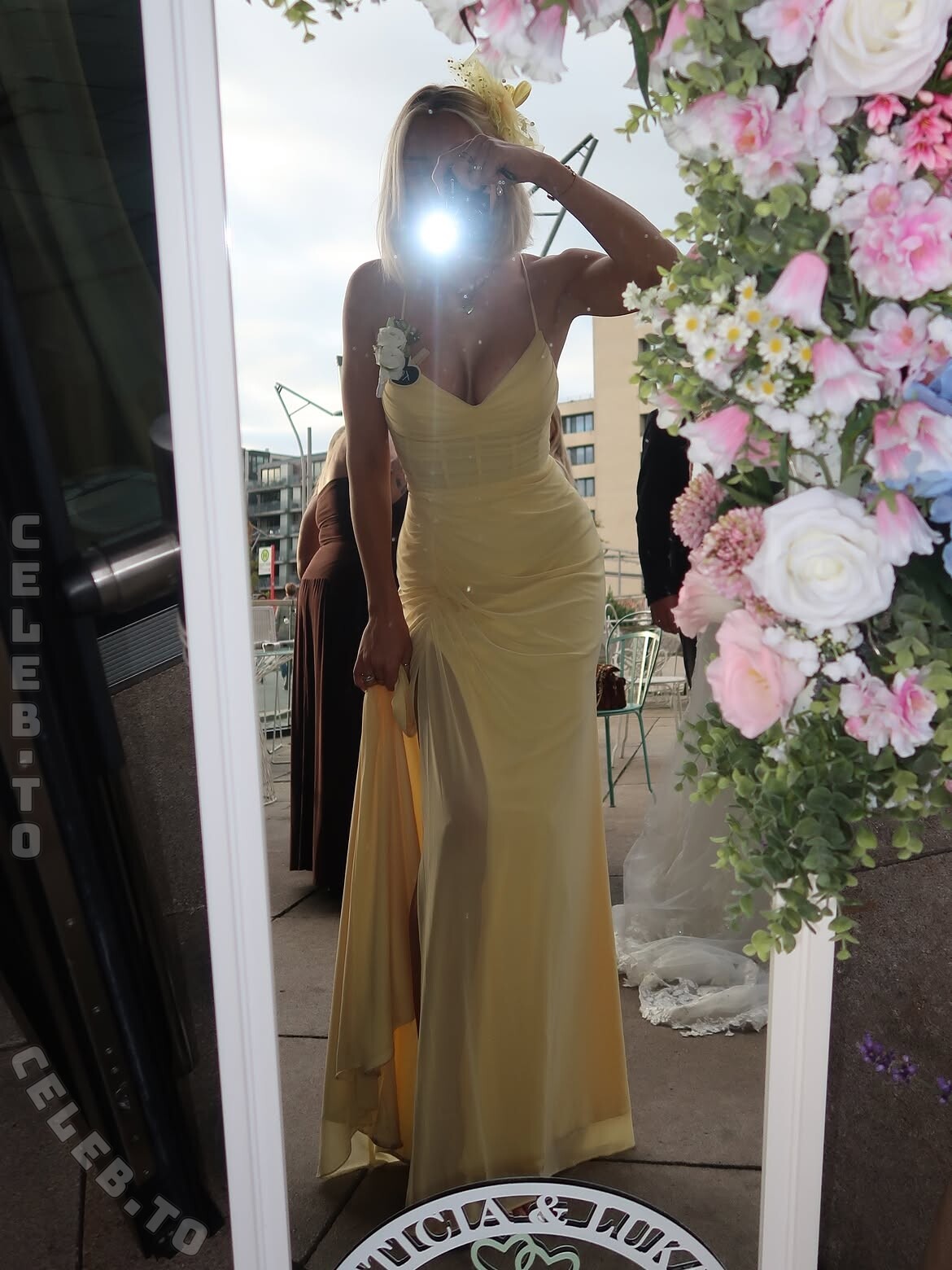 Starletnova nude photo 1