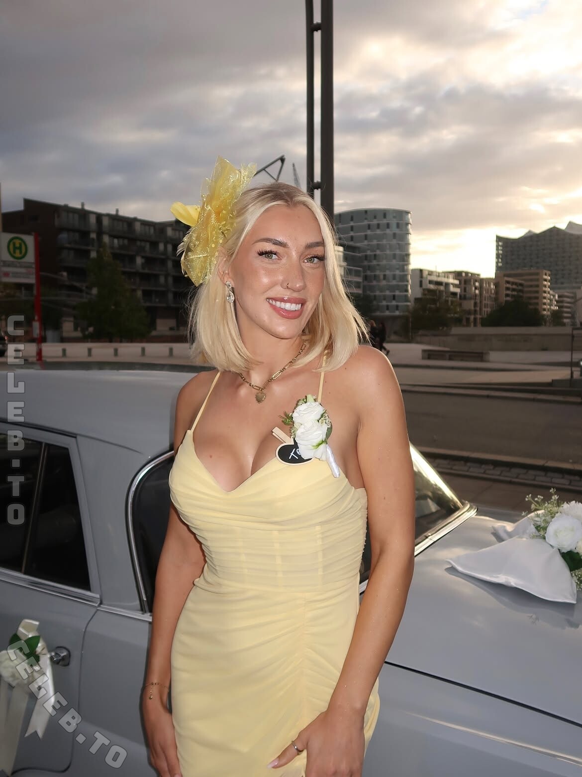 Starletnova nude photo 3