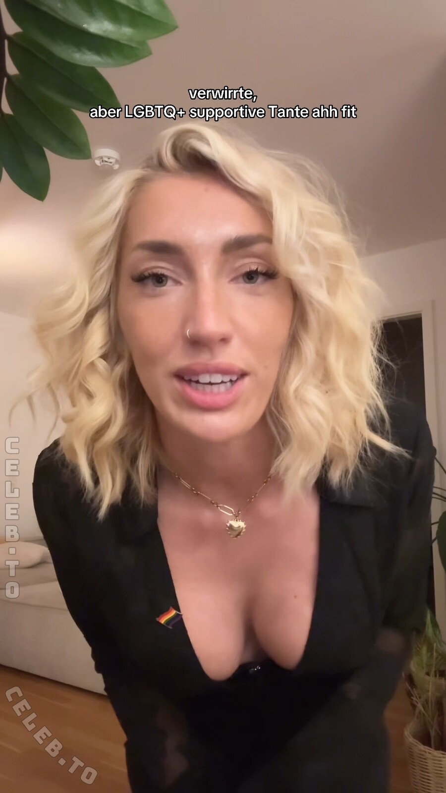 Starletnova nude photo 2