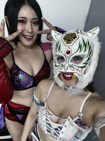 Starlight Kid Hot (1 photo)