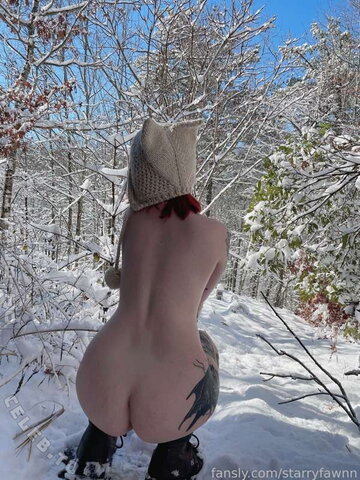 starryfawnn nude photo 25