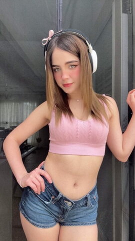 STARYUUKI nude photo 15