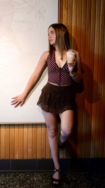 STARYUUKI nude photo 4