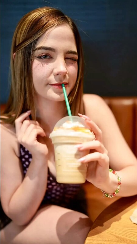 STARYUUKI nude photo 9