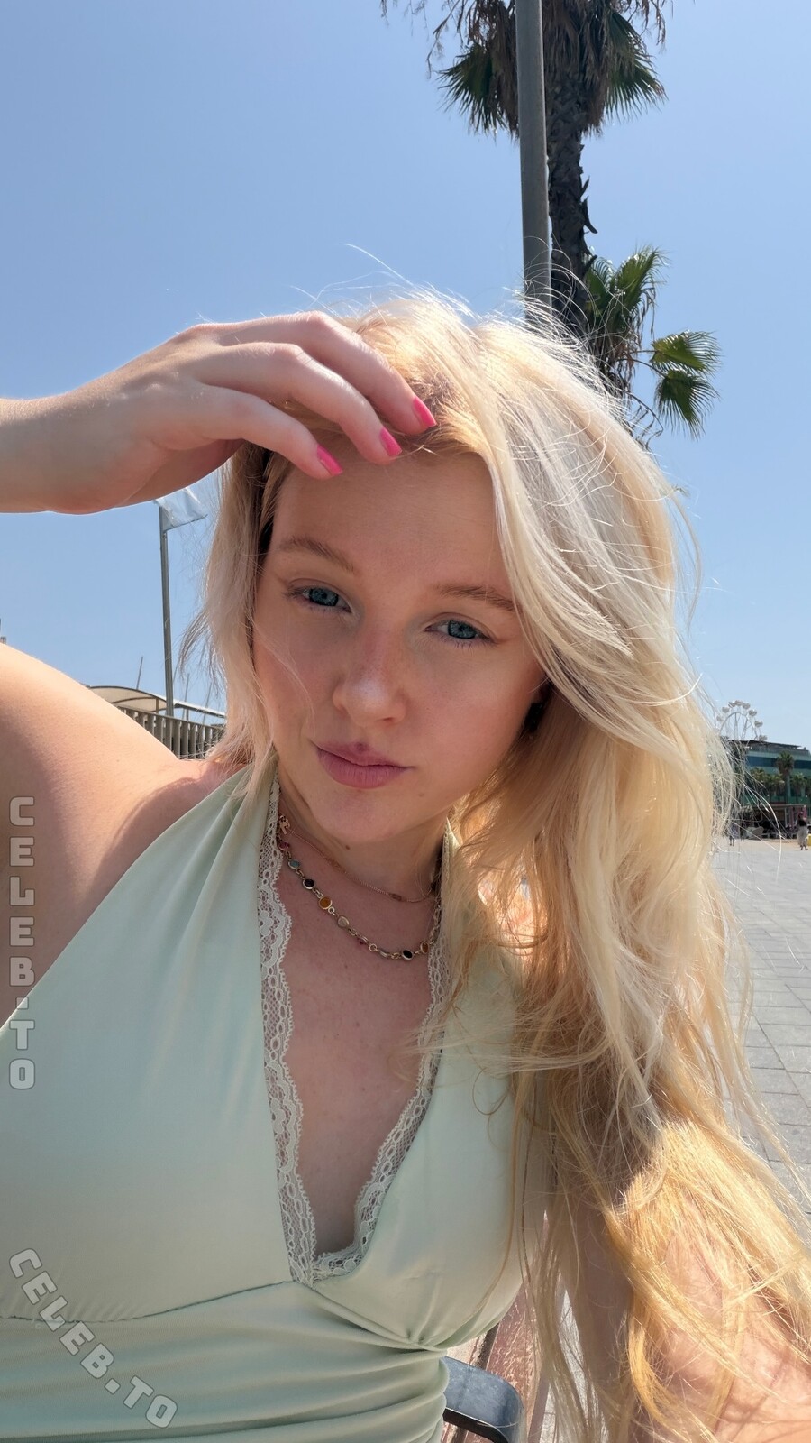 staskastefi nude photo 3