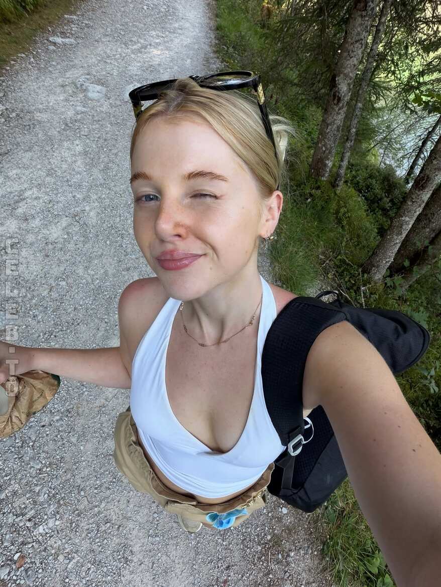 staskastefi nude photo 3