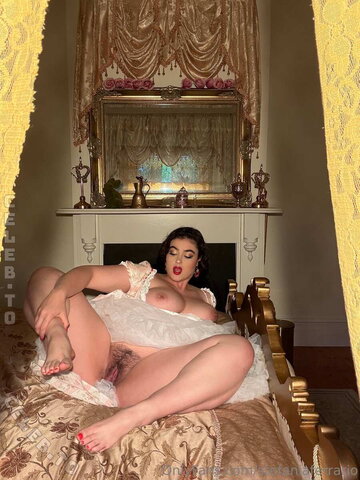 Stefania Ferrario nude photo 270