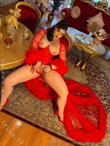 Stefania Ferrario nude photo 157