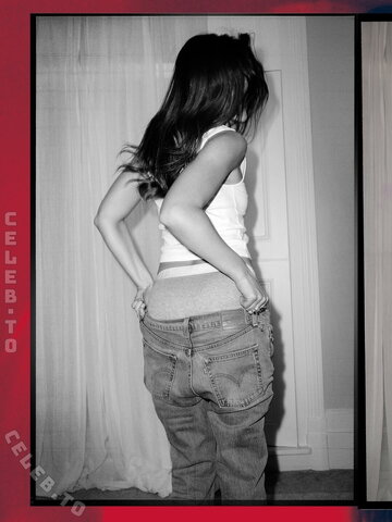 Stefanie Giesinger nude photo 14