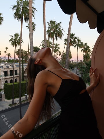 Stefanie Giesinger nude