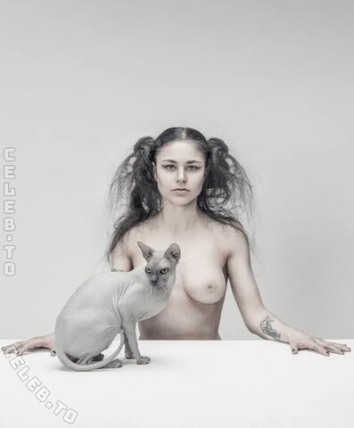 Stefanie Millinger nude photo 20