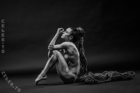 Stefanie Millinger nude photo 2