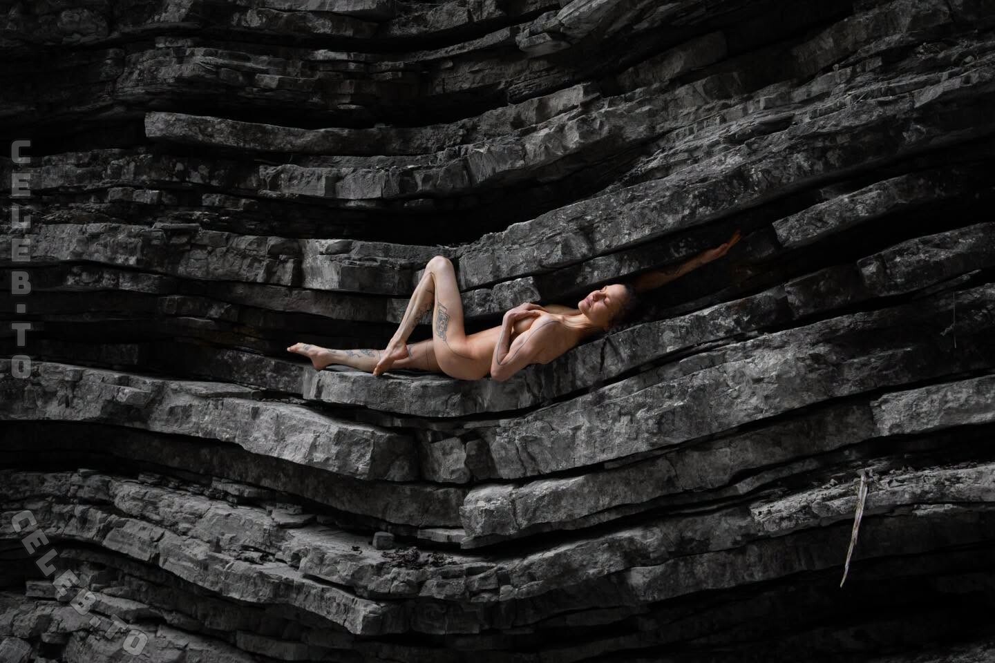 Stefanie Millinger nude photo 2