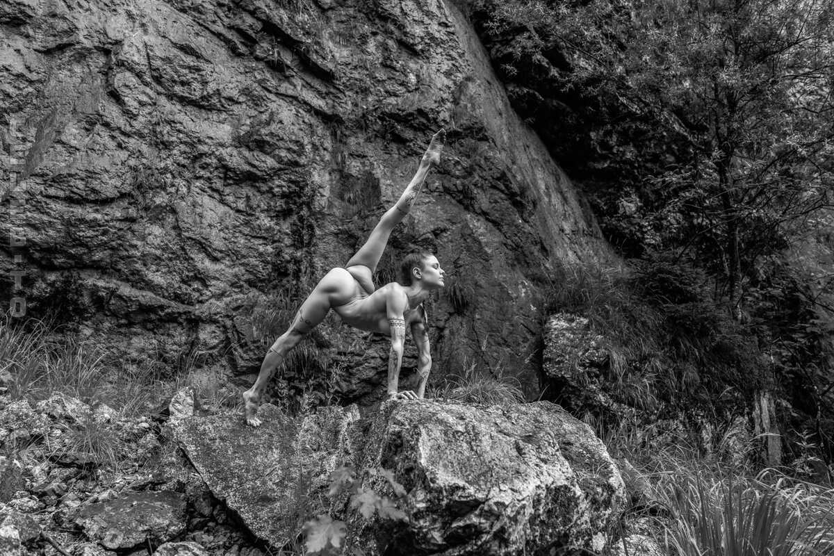 Stefanie Millinger nude photo 9