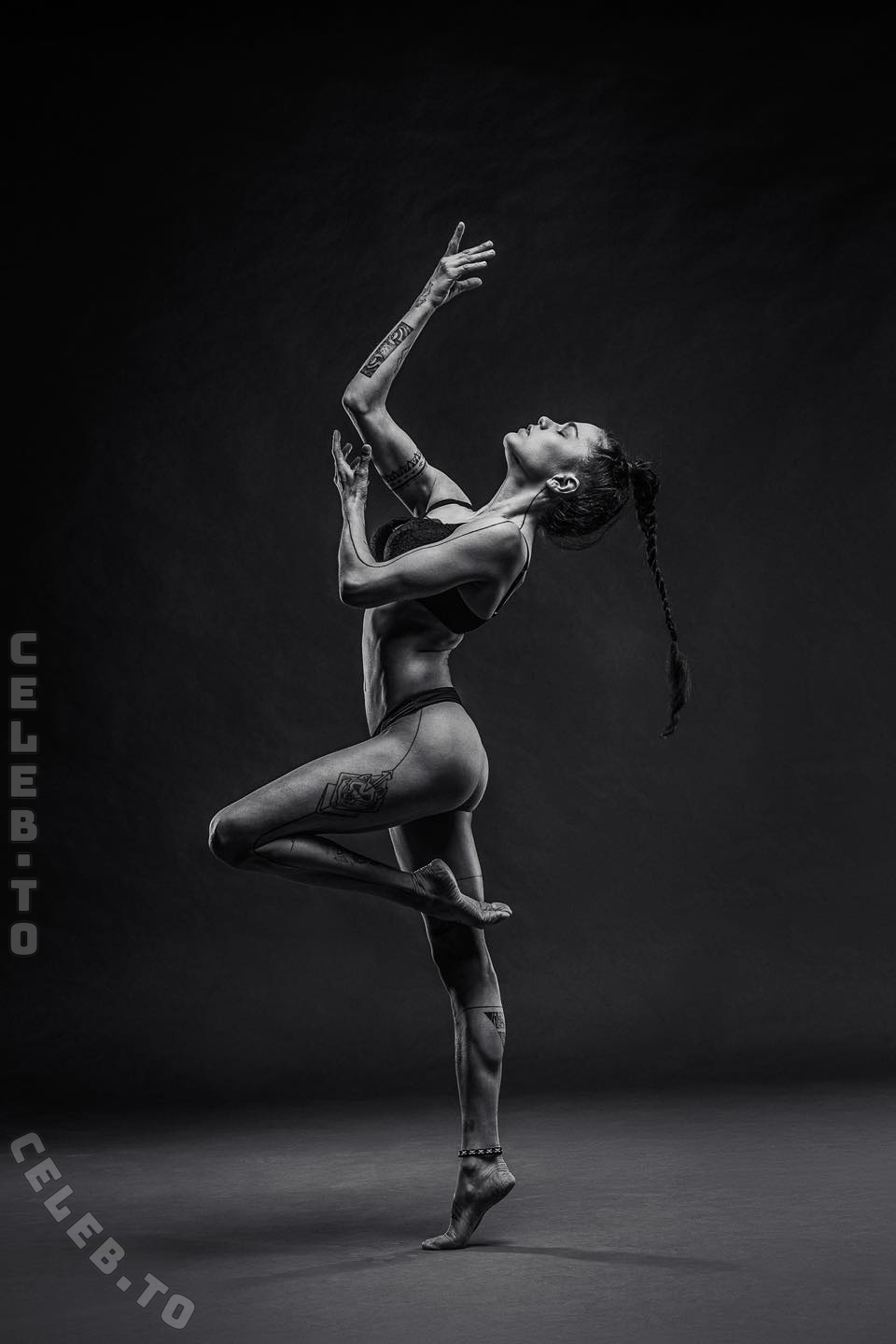 Stefanie Millinger nude photo 4