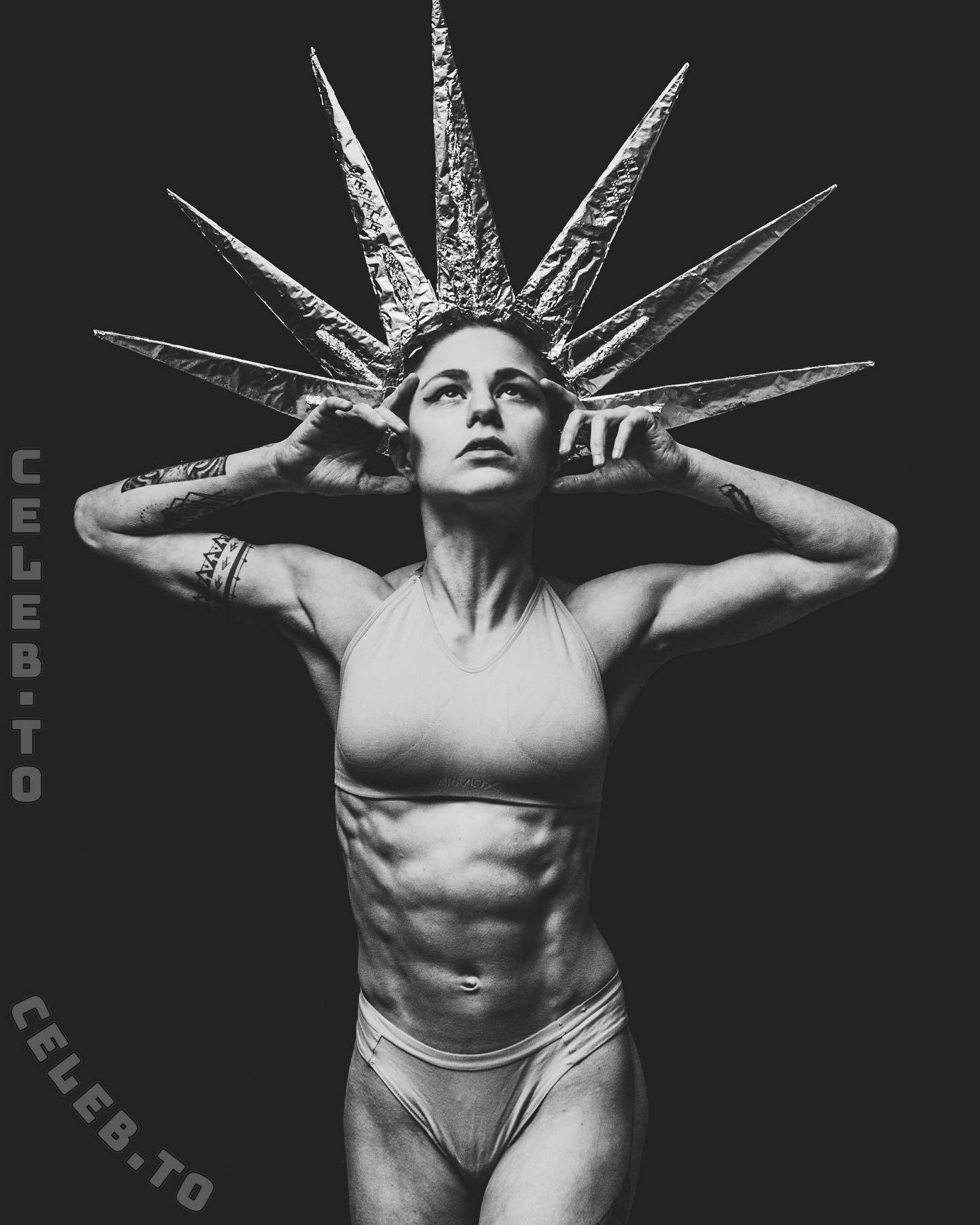 Stefanie Millinger nude photo 18