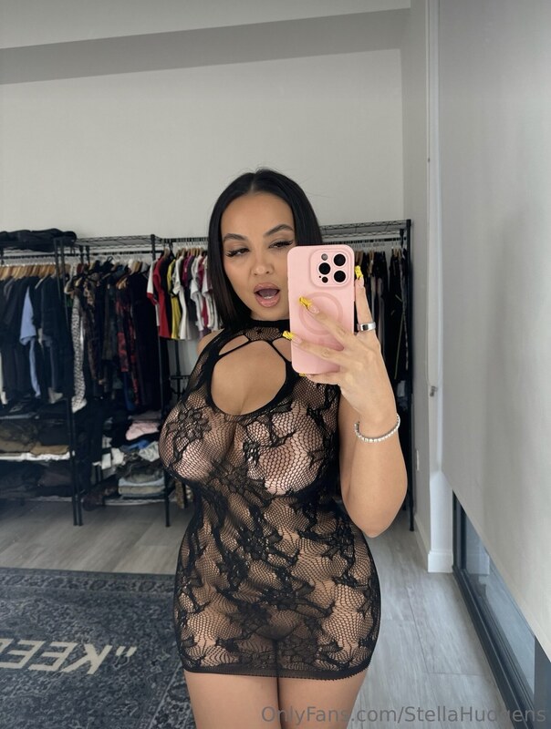 Stella Hudgens nude photo 13