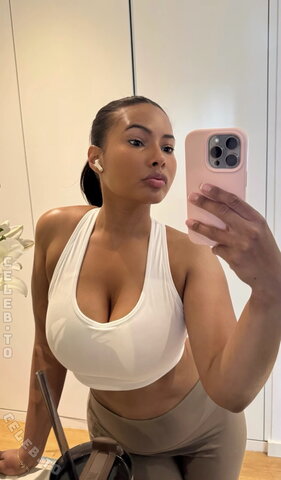 Steph Karl Hot (1 photo)