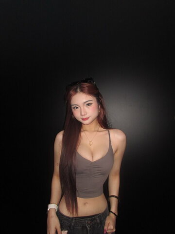 Stephanie Chua nude photo 15