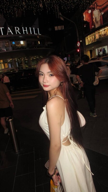 Stephanie Chua nude photo 1