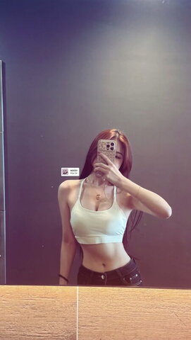 Stephanie Chua Sexy (1 photo)