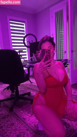 Stephanie Cooks nude photo 14
