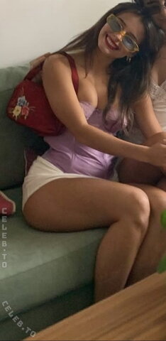 Stephanie Mandich photo 4
