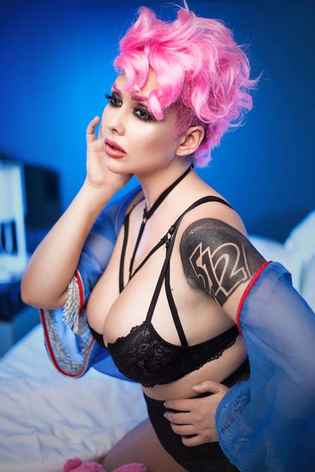 Stephanie Michelle nude photo 11
