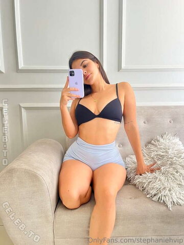 Stephanieh Bed nude photo 27