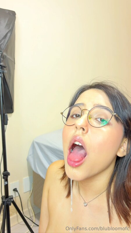 Stephany Alves nude photo 5
