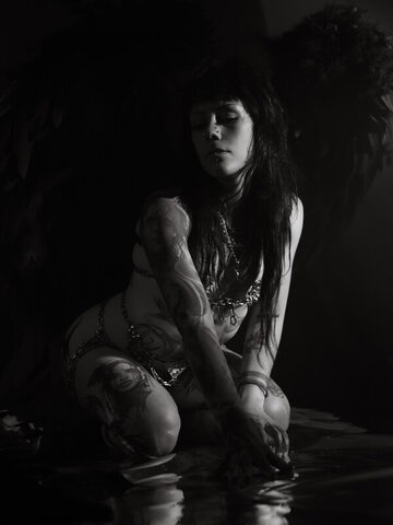 Stephilee nude photo 3