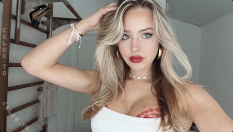 Sterre Meijer nude photo 15