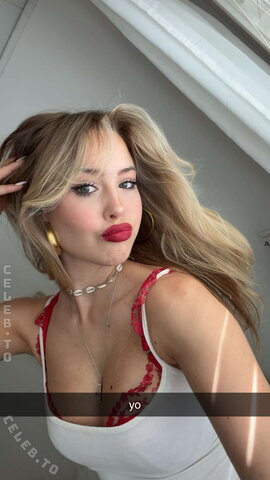 Sterre Meijer nude photo 14