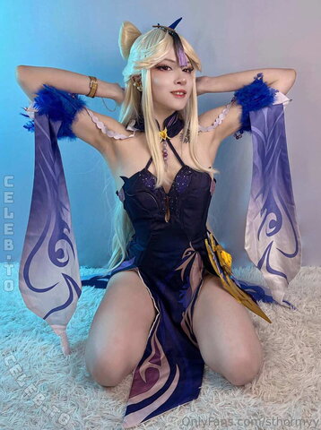 Sthormyy nude photo 10