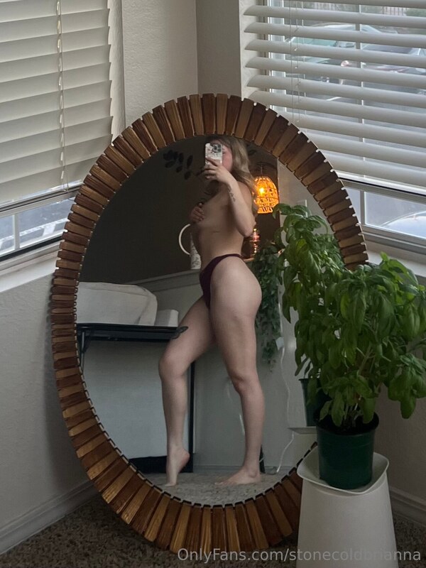stonecoldbrianna nude photo 1