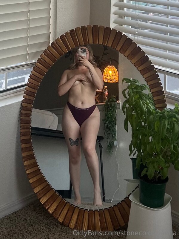 stonecoldbrianna nude photo 3