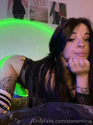 stonemlina nude photo 3