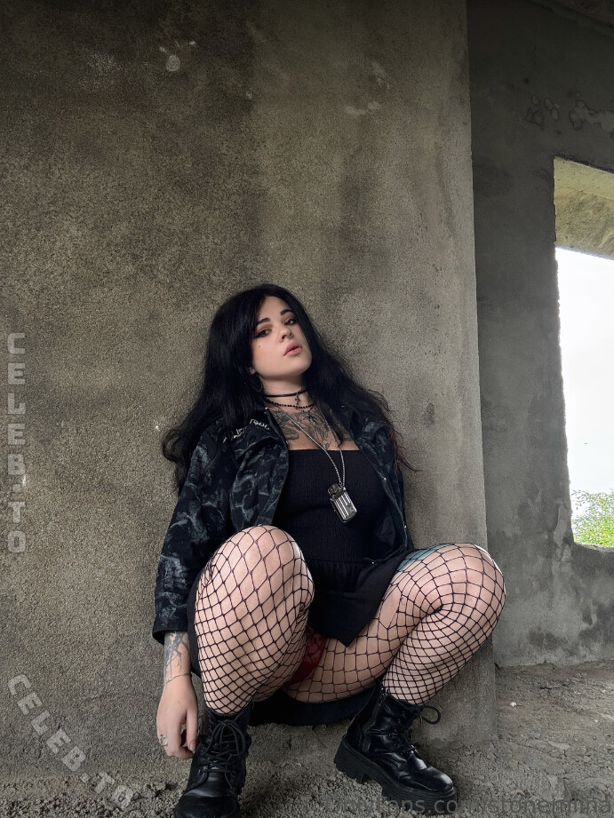 stonemlina nude photo 3