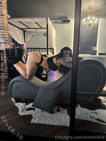 stonemlina nude photo 11