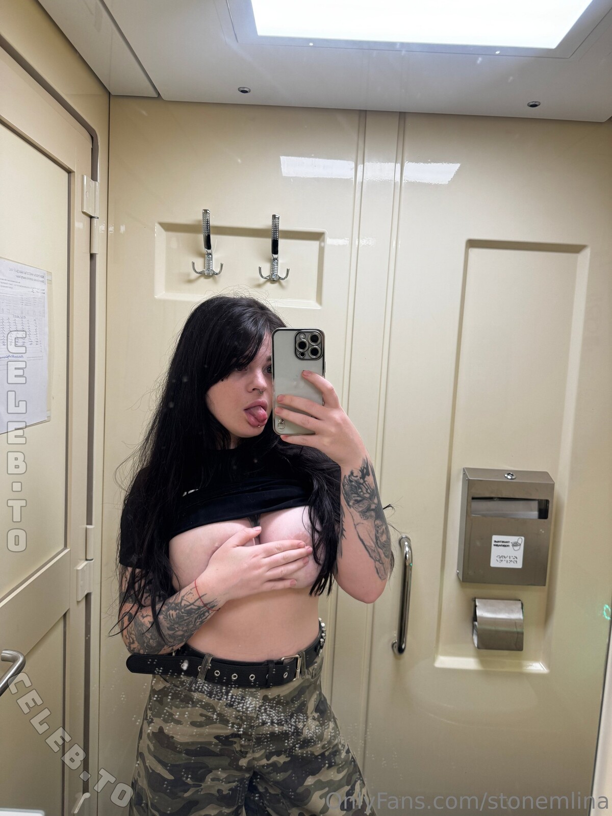 stonemlina nude photo 6
