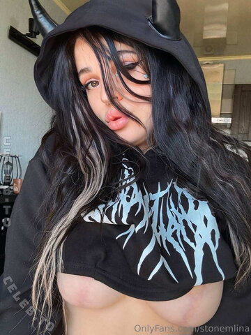 stonemlina nude photo 24