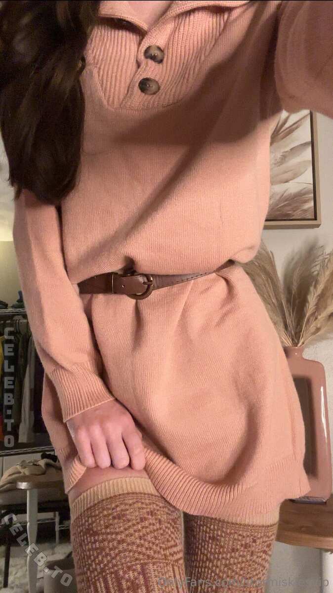 Stormiskies nude photo 11