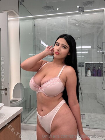 Strawberrytabby nude photo 22